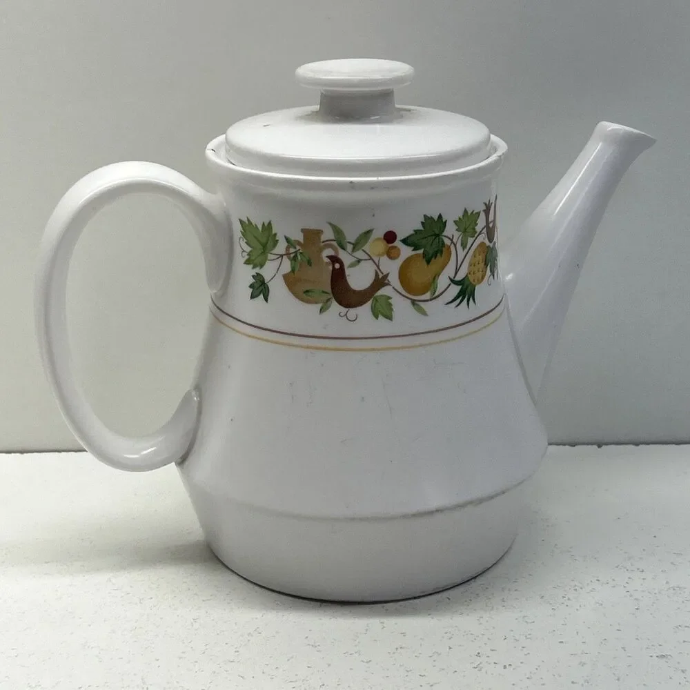 Vintage Noritake Progression China 5 Cup Teapot “Homecoming” 9002‎ Japan